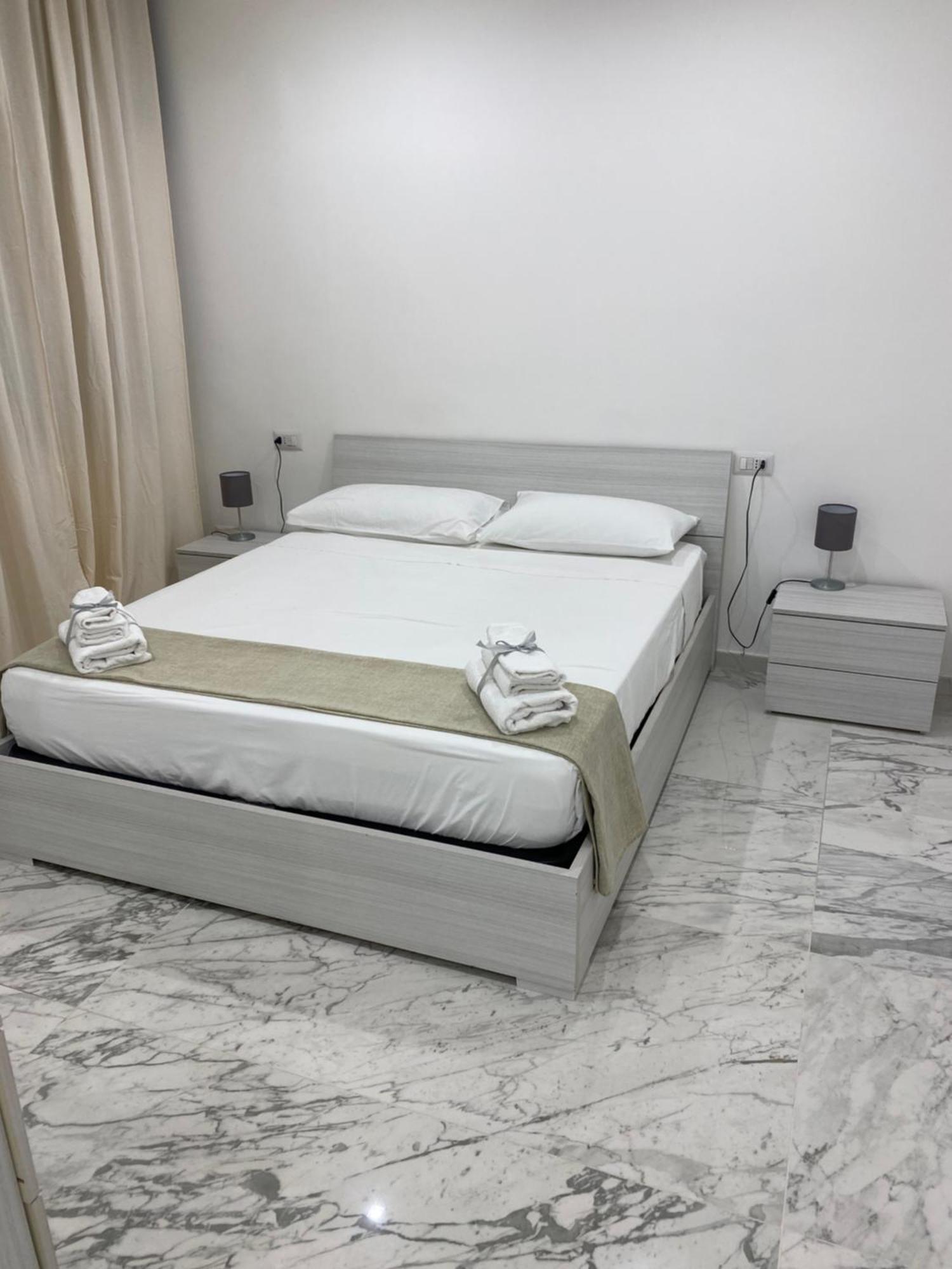 B&B De Rossi185 Bari Exterior photo